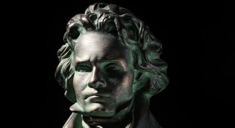 Beethoven Foto iStock LUISMARTIN